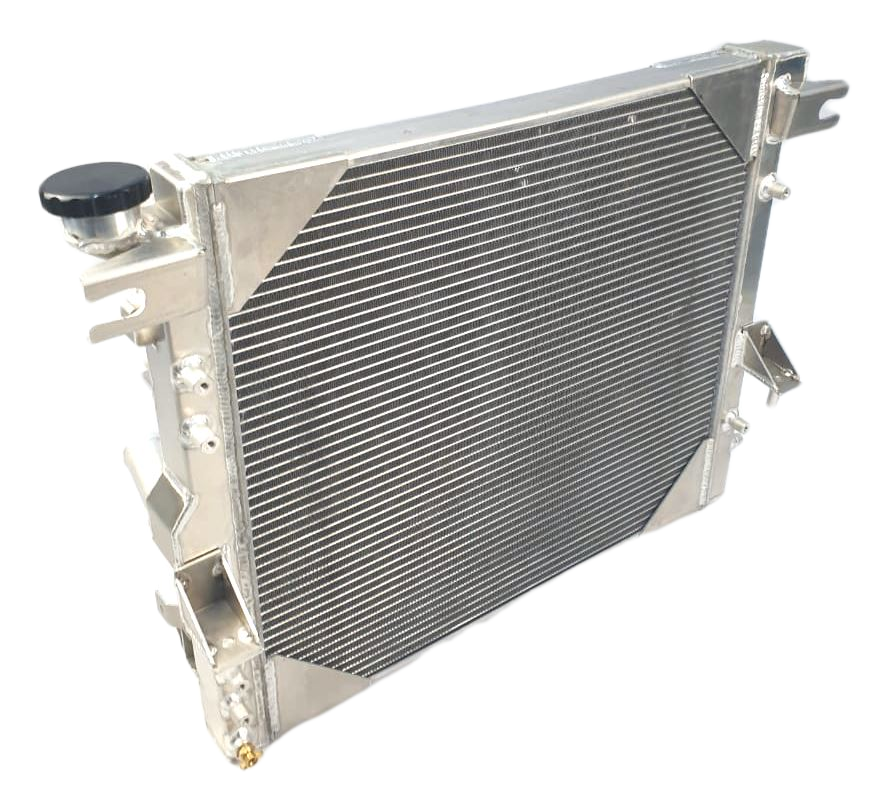Radiator 3 Core for Jeep Wrangler JK (Without Warranty)