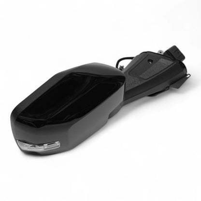 SIDE MIRROR WITH TURN SIGNAL LEDS & PUDDLE LIGHTS, A BUILT-IN CAMERA, AND BLIND SPOT SENSOR TECHNOLOGY