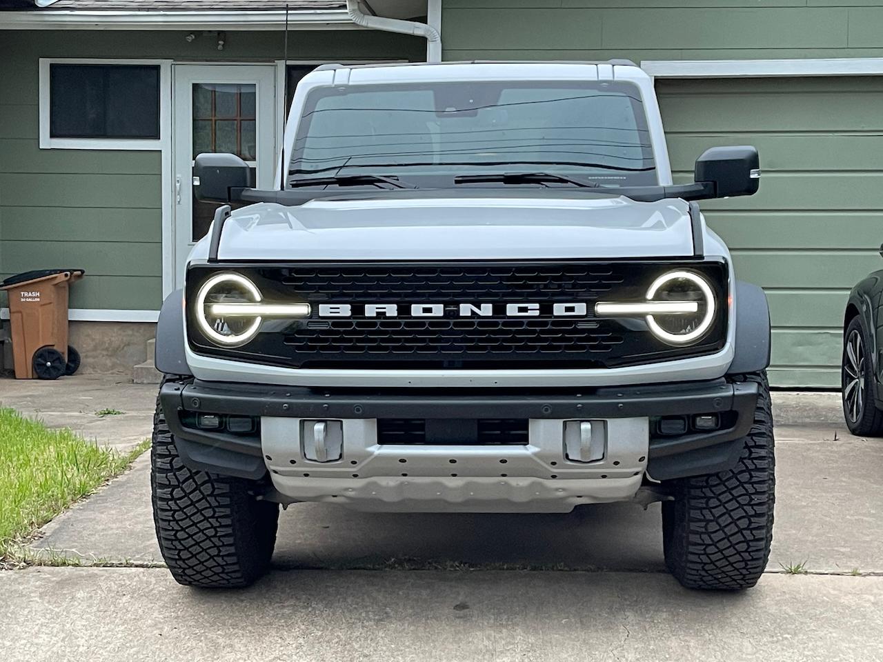 AMR RAPTOR STYLE MODULAR FRONT BUMPER WITHSKID PLATE FOR FORD BRONCO & BRONCO RAPTOR