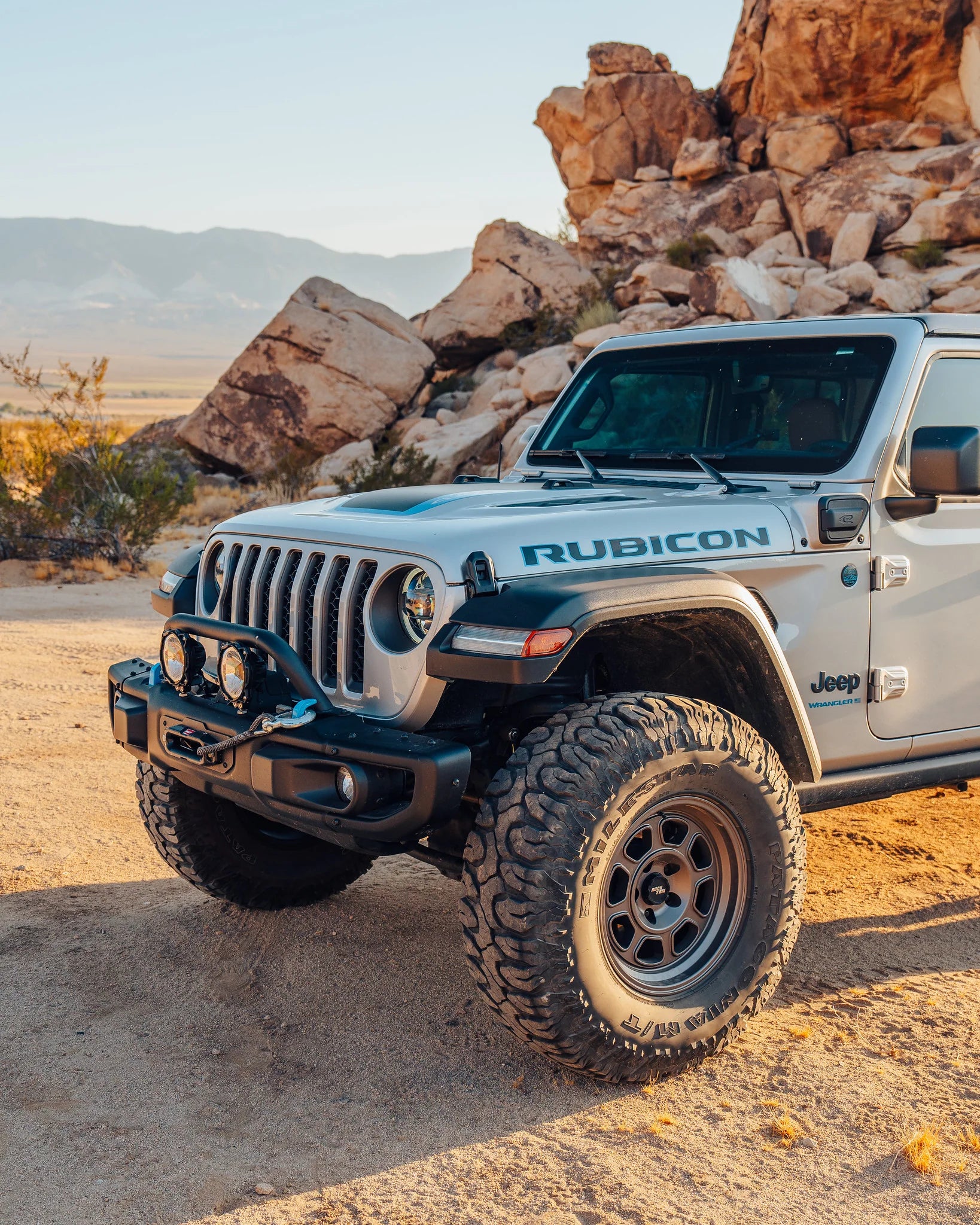 RT119 - Eight Spoke Bordered Windows for Jeep Wrangler JK/JL/JT