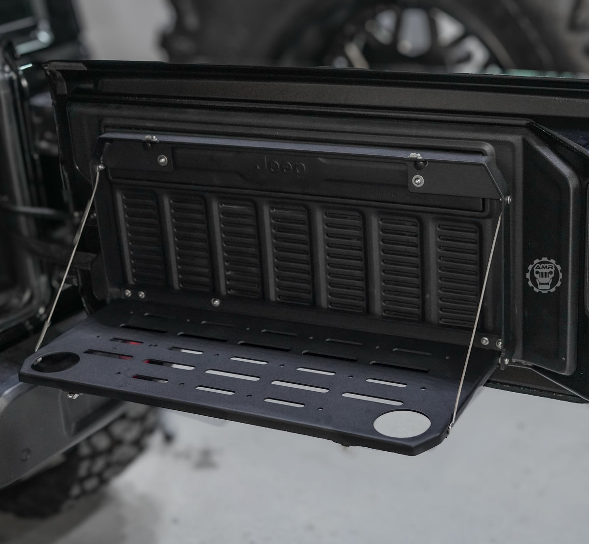 AMR Tailgate Table For Jeep Wrangler JL – am-wrangler