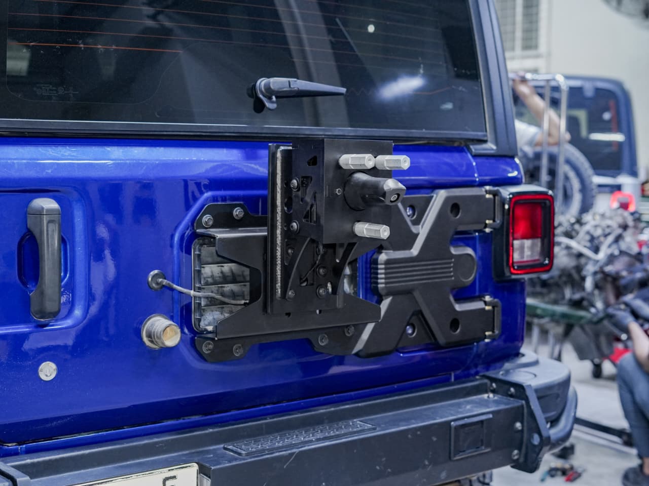Tire Carrier for Jeep Wrangler JL