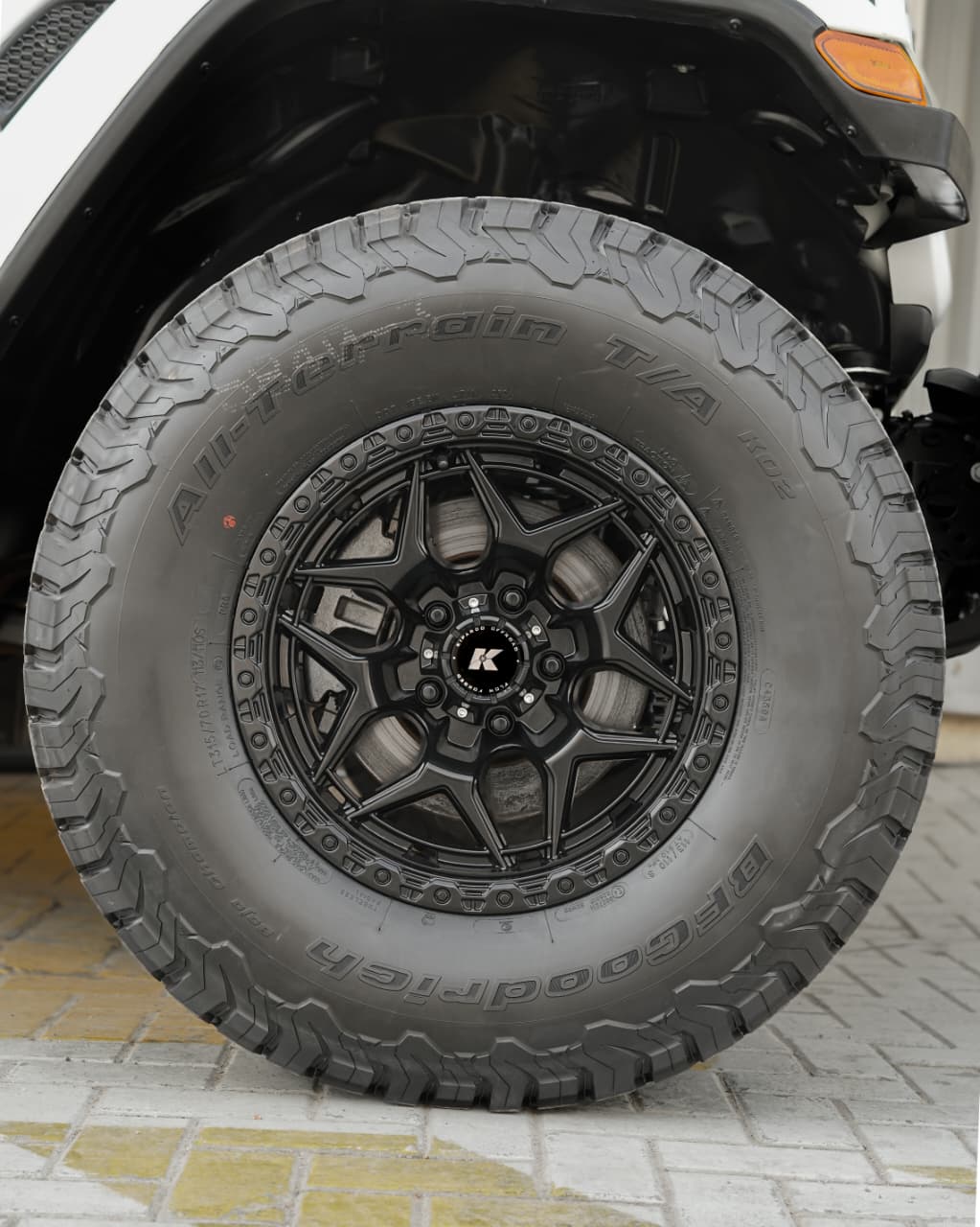 KIPARDO KF47 17x9 Flow Form Alloy Wheels for Jeep Wrangler JK/JL/JT