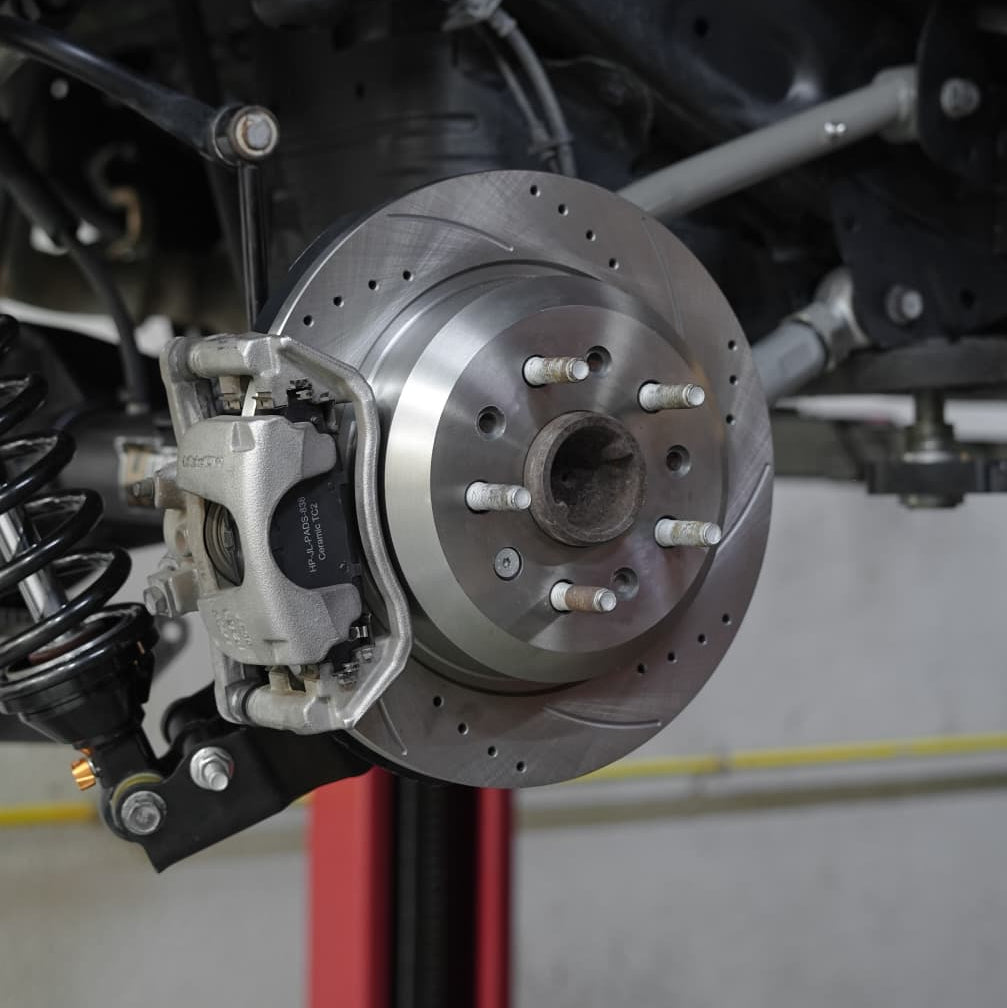 Hurricane Performance Slotted & Drilled Rear Brake Discs For Jeep Wrangler JL