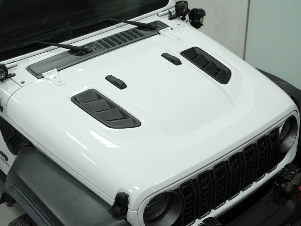 Hood for Jeep Wrangler JL/JT