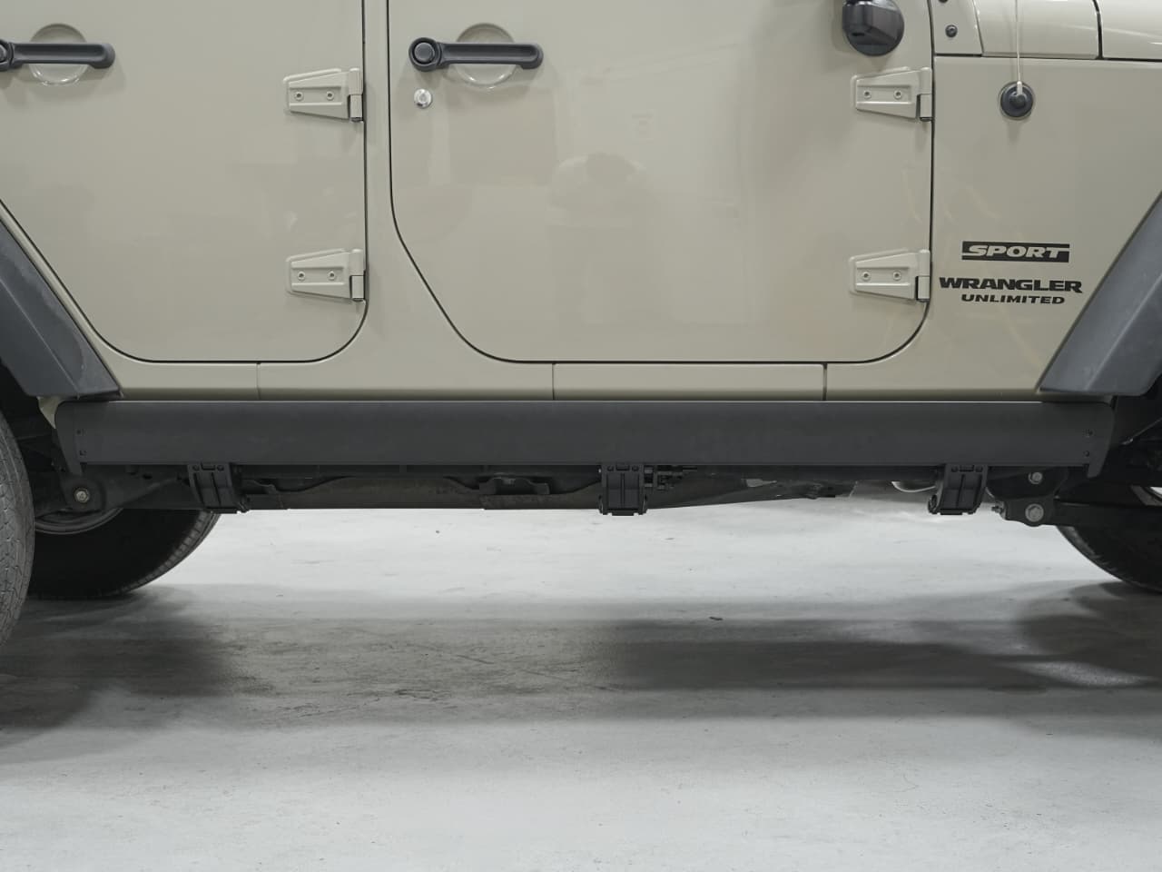 AMR Smart Power Side Steps for Jeep Wrangler JK (2013-2018)