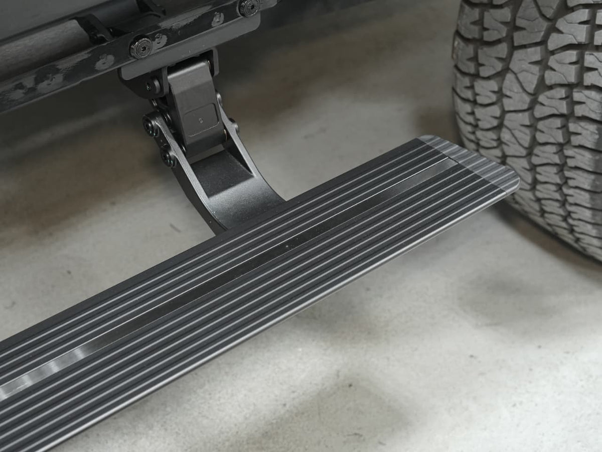 AMR Smart Power Side Steps for Jeep Gladiator JT (2018-2026)