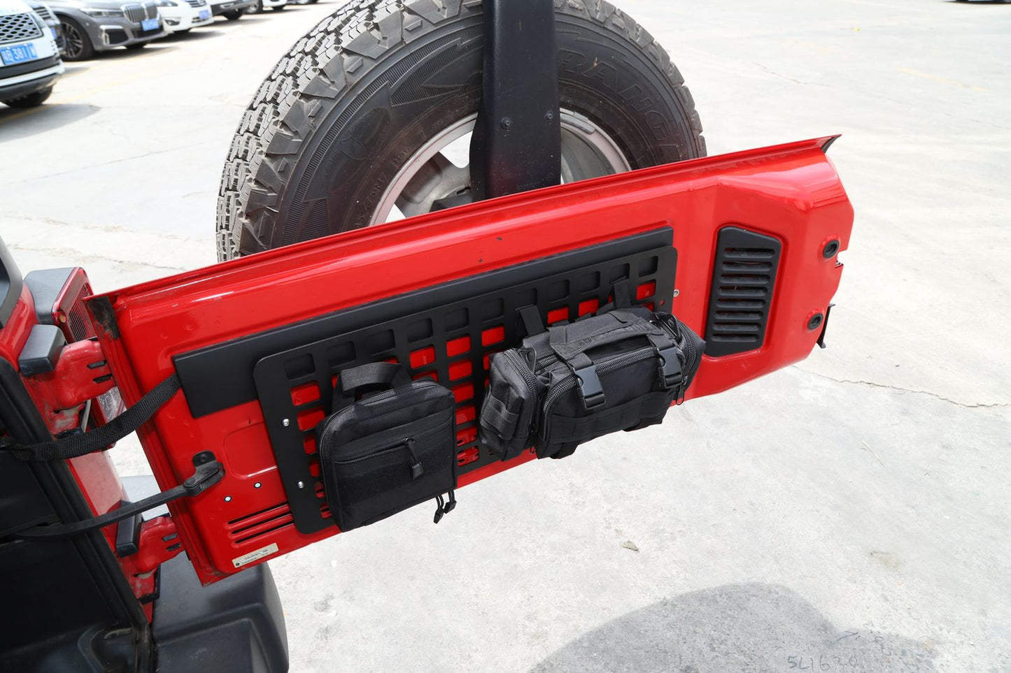 AMR Tail Door Mounting Plate for Jeep Wrangler JK