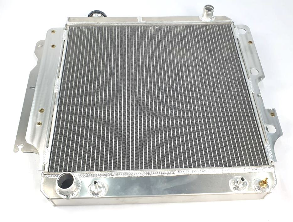 Radiator 3 Core for Jeep Wrangler TJ/YJ Without Warranty